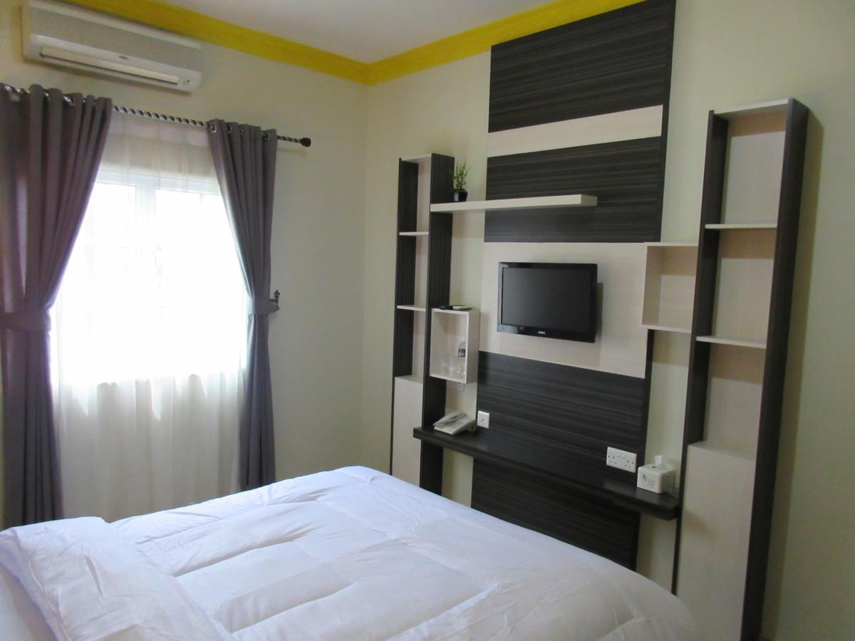 01 Hotel