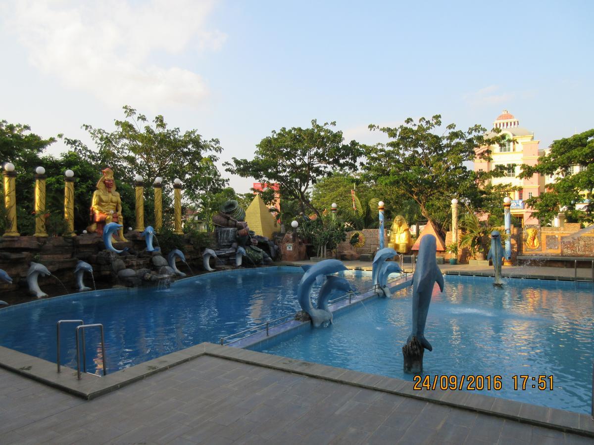 01 Hotel